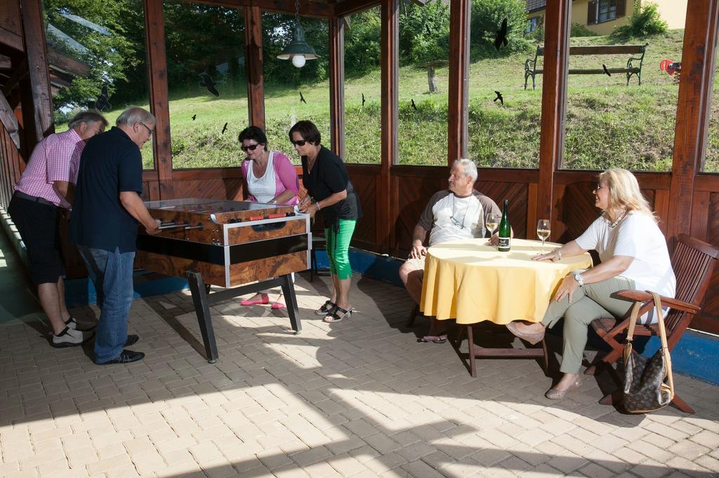 Weingut Rebenhof Moarhauser Hotel Ratsch an der Weinstraße Eksteriør billede